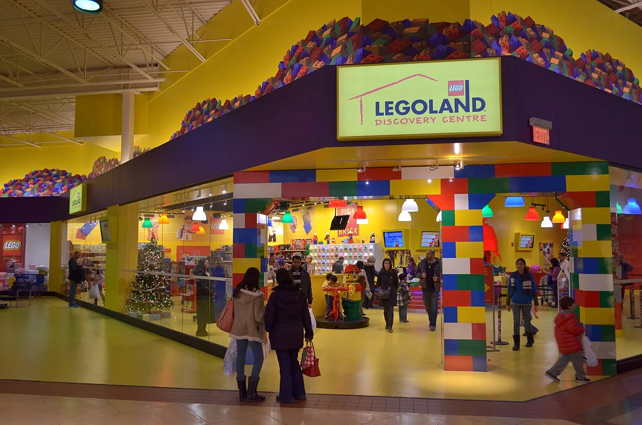 LEGOLAND Discovery Centre Toronto entrance and shop inside Vaughan Mills.