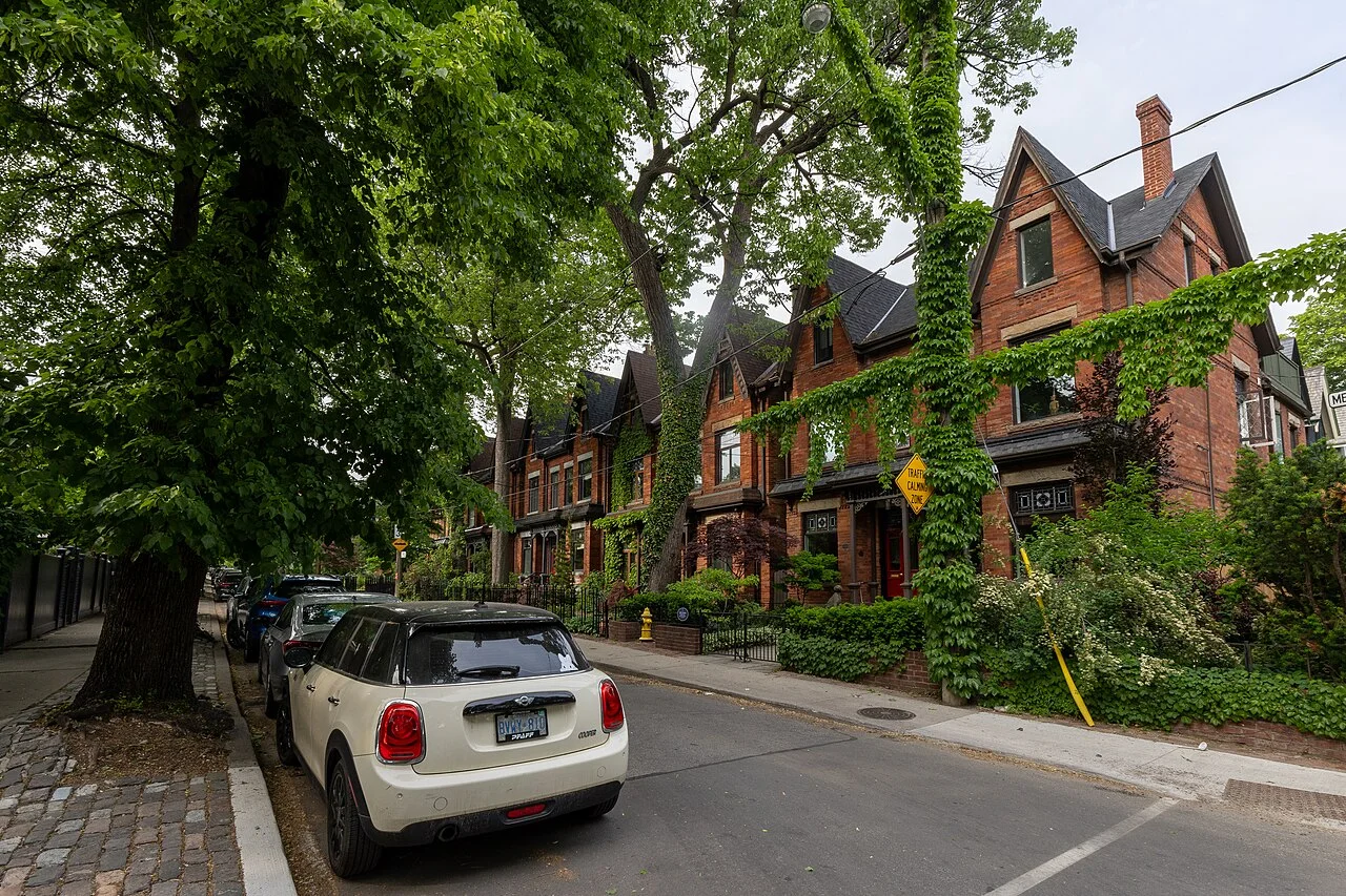 Homes and trees along Metcalfe Street in Cabbagetown