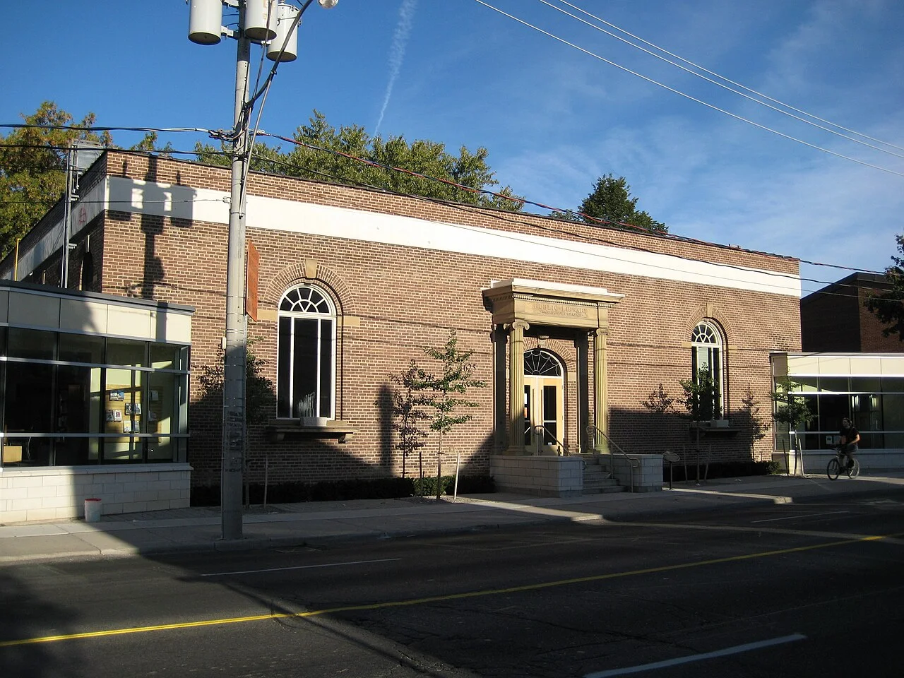 Dufferin St Clair Library exterior at 1625 Dufferin Street